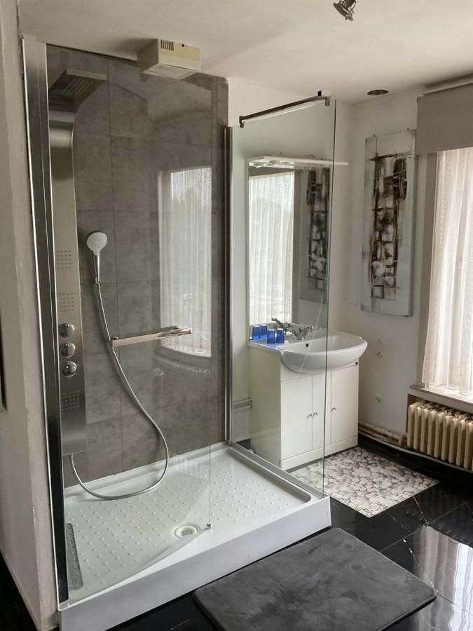 Oy Apartment Изегем Екстериор снимка